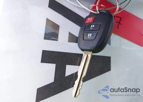 2016 Toyota Highlander Le z USA, uszkodzony, nr VIN 5TDZARFH6GS023120